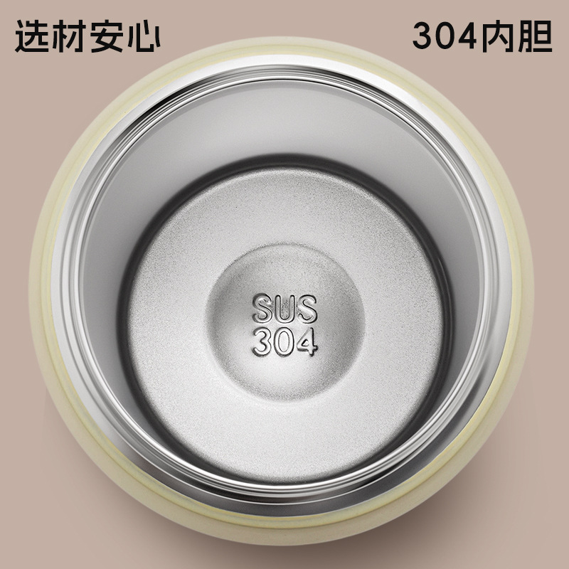 New outdoor sports 304 stainless steel vacuum insulated cup, high appearance level travel water cup, portable hand-held insulated cup Application Scenario