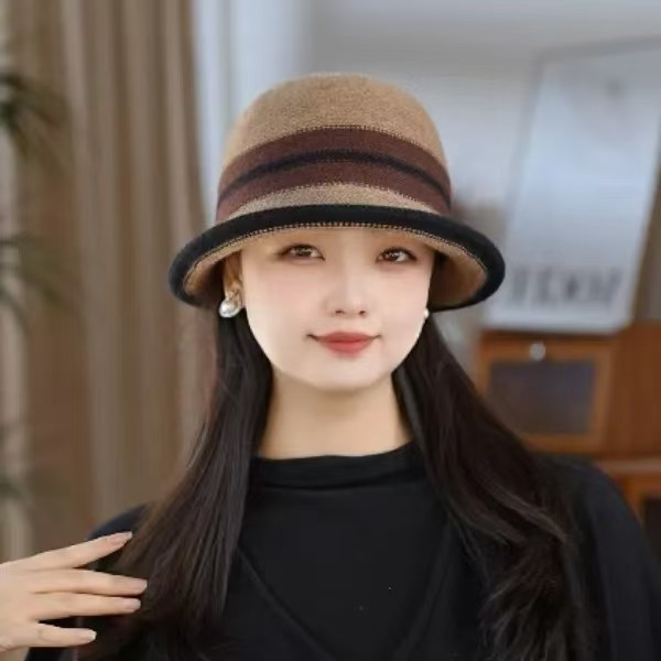 New warm wool elegant basin hat, fisherman hat, British retro fashion, versatile top hat for autumn and winter details Picture