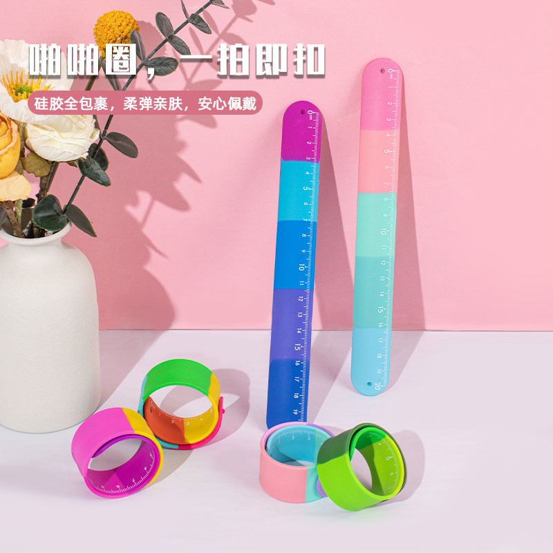 Macaron-colored small ruler for primary school students, high appearance level student silicone ruler, silicone pop ring planner Application Scenario