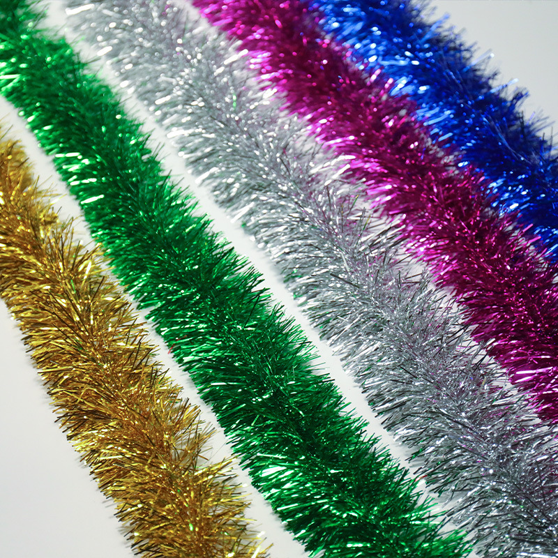 Solid-color densified fine filaments with bright luster strips, party event headband accessories, wool strips, Christmas festival decorative ribbons Application Scenario