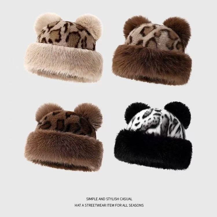 A women's autumn and winter faux fur thickened, warm, fashionable and versatile cap with little bear ears and leopard print fur