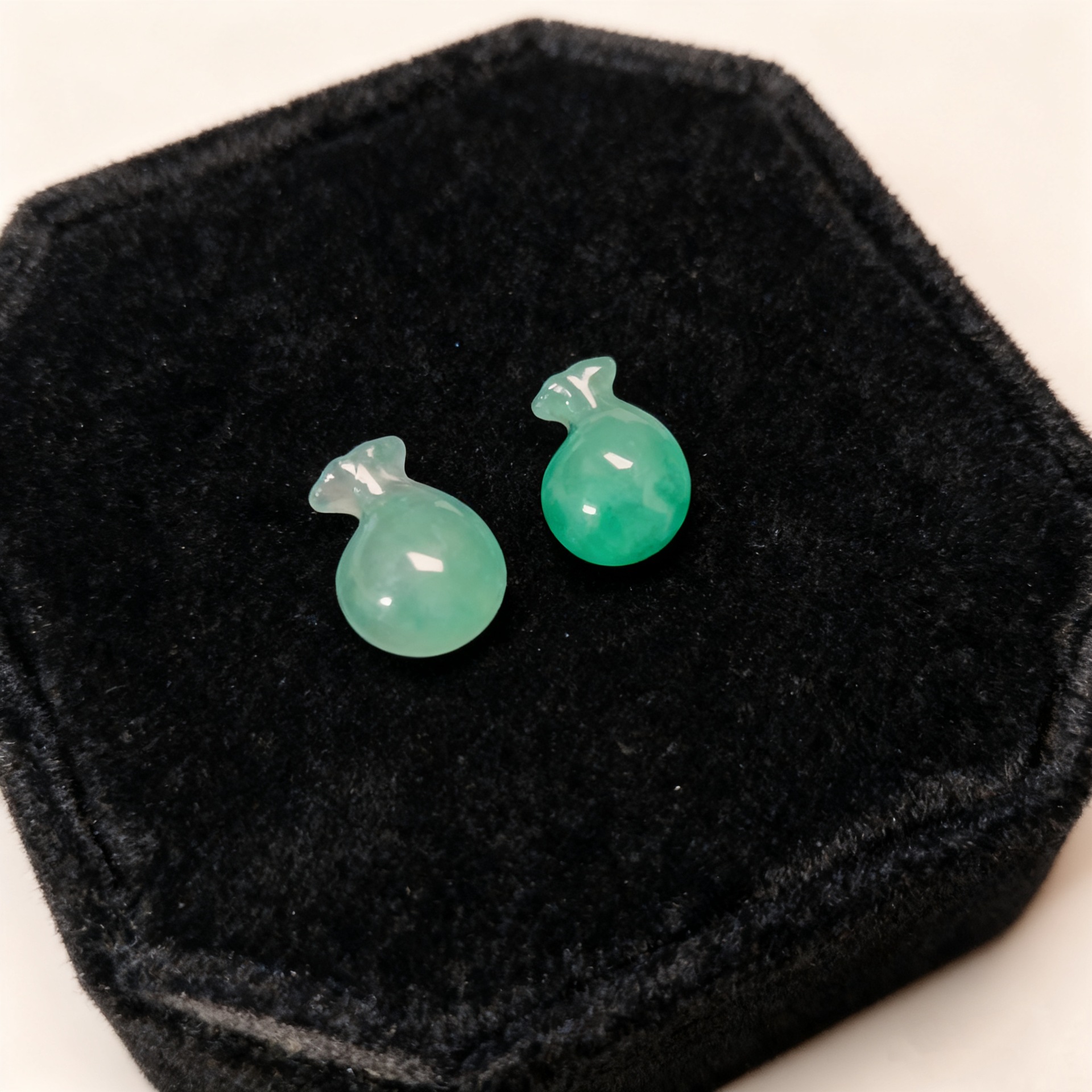 Natural African jade money bags, handcrafted diy jewelry, accessories, auxiliary materials processing, bracelet accessories manufacturer wholesale details Picture