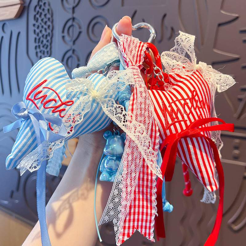 创意手工diy爱心小熊钥匙扣书包挂件miu系汽车钥匙链包包公仔挂饰