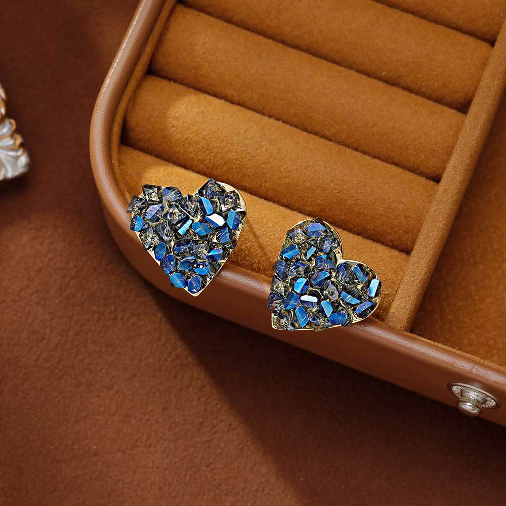 Hyacinth925 Silver Needle Designer Deep Sea Blue Ultra-beautiful Fine Sparkling cold Style natural crystal heart-shaped stud earrings Specification image
