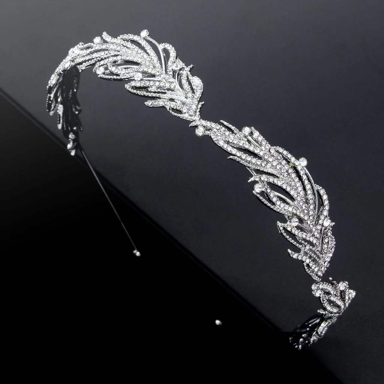 Cross-border exquisite European and American style sparkling diamond, versatile headwear and accessories for going out, noble and grand, light luxury, elegant and refined for women Specification image