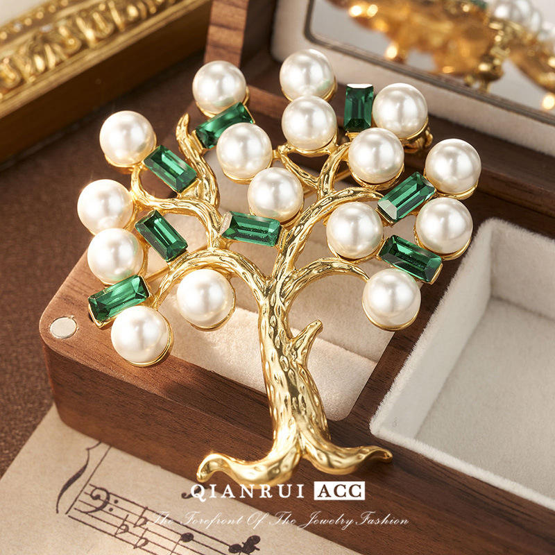 New European and American retro vintage brooches, forest tree trunk replica brooch pins, large tree French light luxury fashion wholesale