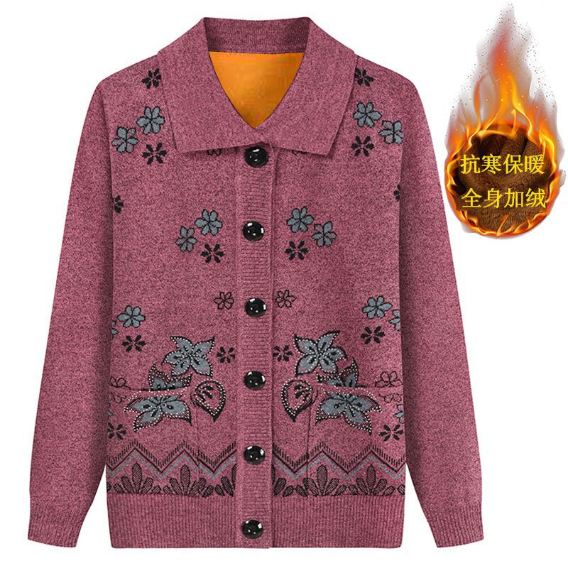 Women's clothing for the elderly, autumn and winter, fleece and thickened sweaters, warm knitted sweaters for mothers, cardigans, 60-year-old grandmothers, lapel sweaters for women Application Scenario