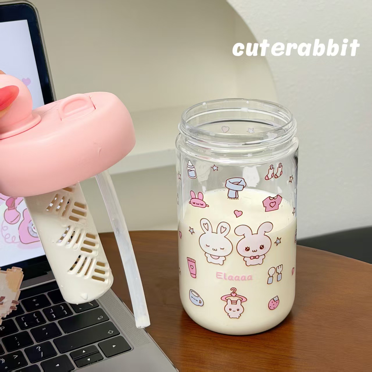 Cartoon cute cat straw cup, girls' high appearance level portable water cup, summer large-capacity high-temperature resistant travel cup Specification image