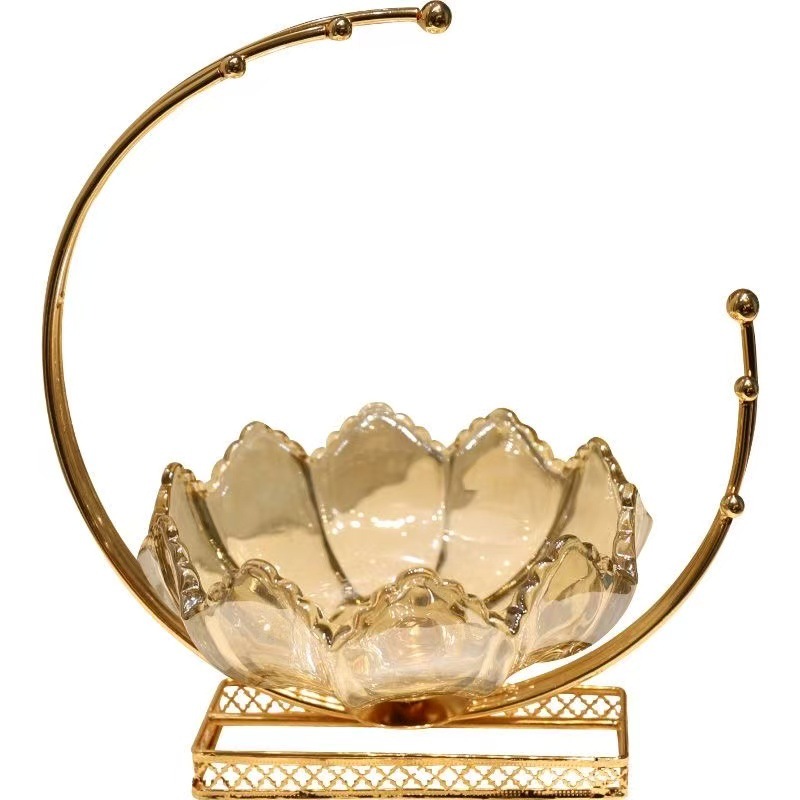 A light luxury European-style dried fruit plate for home living room, carved and stored snacks, decorated with metal moon and electroplated glass ornaments Application Scenario