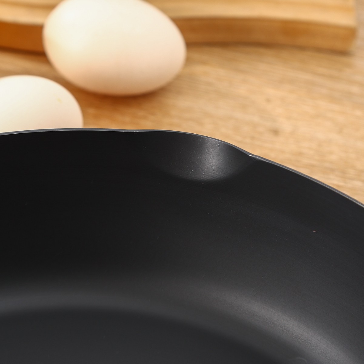 张小泉同款炒锅单底精铁煎炒锅不粘锅无涂层锅不易生锈无烟锅批发产品图