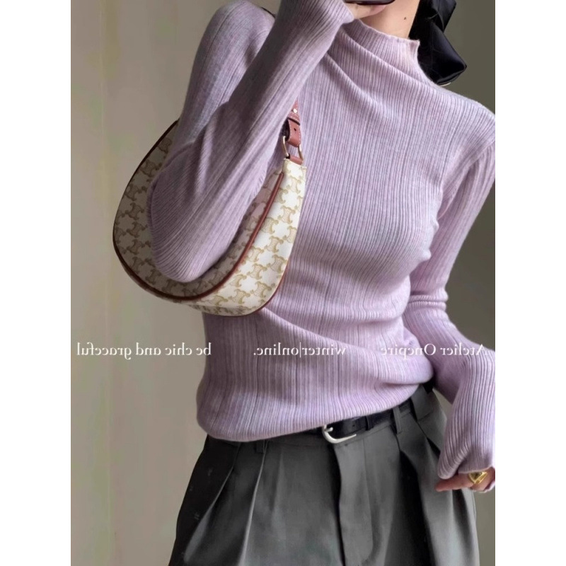 A blue semi-high-neck knitted base layer for women in autumn and winter, a slim and soft sweater paired with a tea-scented top Application Scenario