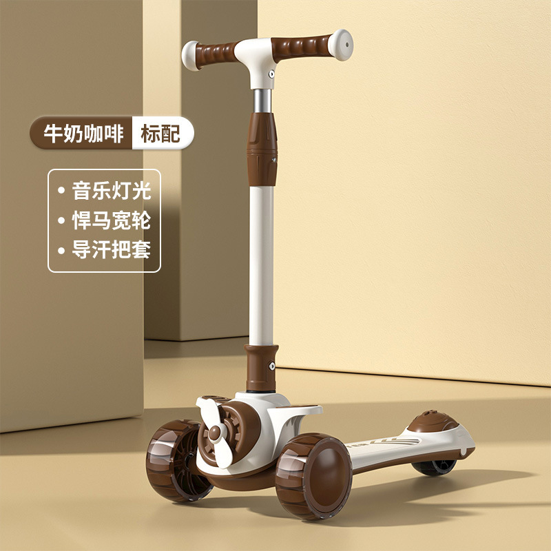 The new children's scooter is suitable for both sitting and sliding. It's a slippery scooter for babies aged 1, 3, and 7. It's a children's scooter for boys and girls Application Scenario