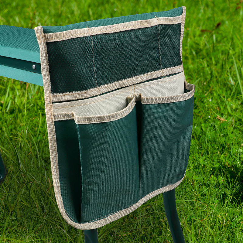 Garden kneeling stool to sit knelt GardenkneelerFoldingChair kneeling chair garden gardening tools Application Scenario