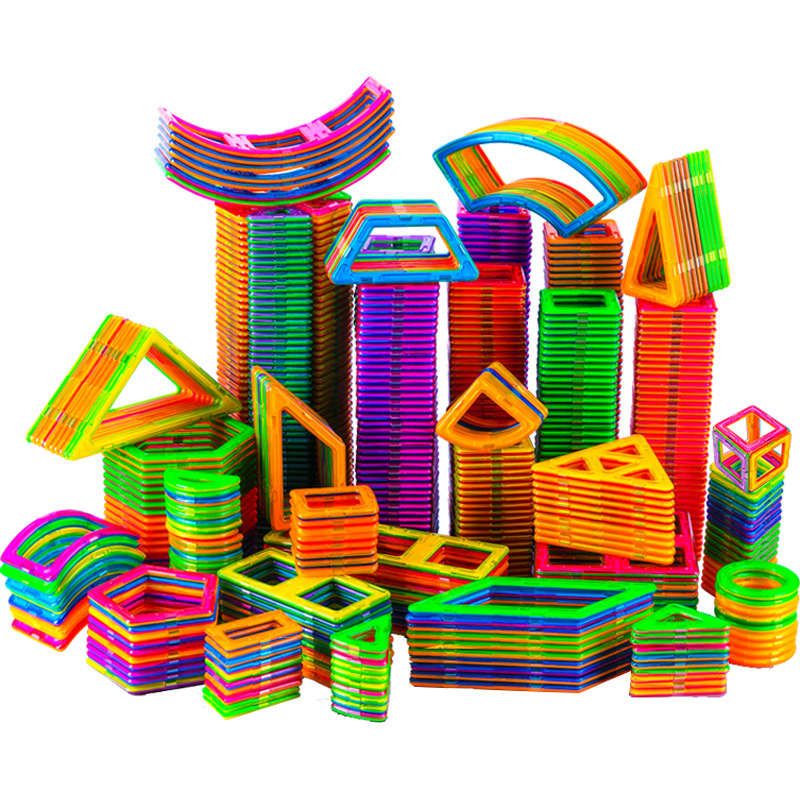 儿童磁力积木玩具套装批发跨境早教男女孩益智大号纯磁性拼图积木白底实物图