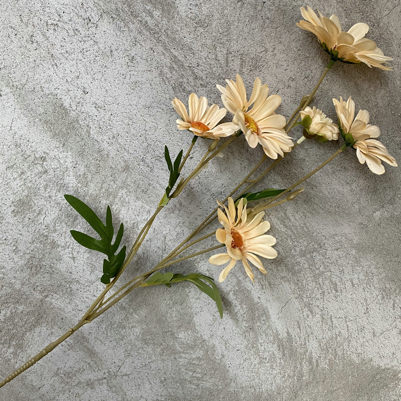 长枝6头雏菊婚庆用品路引插花婚礼堂商场装饰假花小雏菊仿真花