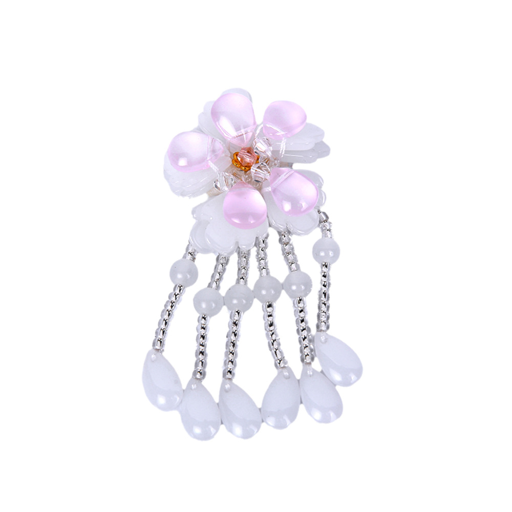 Factory wholesale of hand-stitched beaded fabric, crystal pendants, tassels, corsages, semi-finished wedding shoes, shoe tips, clothing and accessories Item Picture