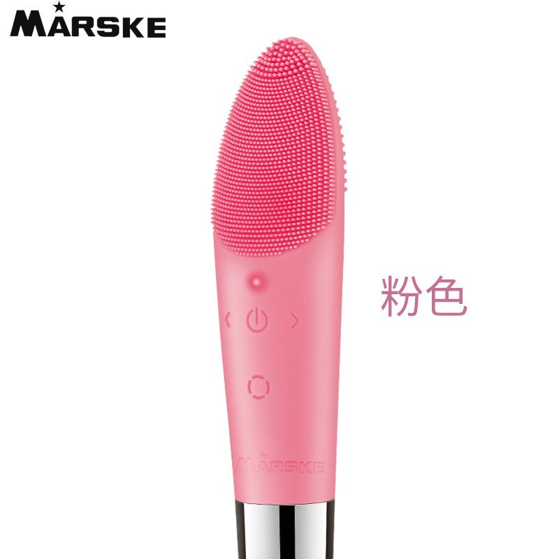 粉色面部清洁设备包装盒白色USB充电线女性背景人物产品图