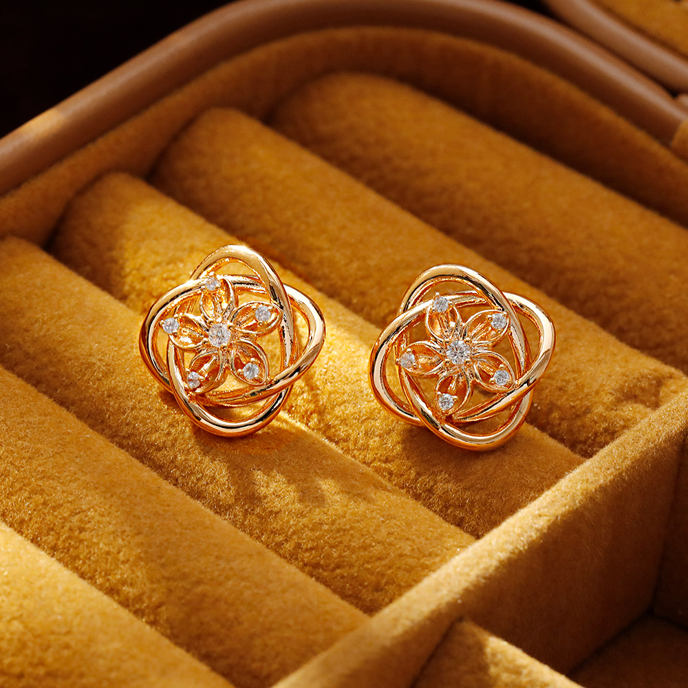 Hyacinth temperamento moda simple pendientes ajardinado delicado incrustado zirconia commuter múltiples orejeras diseño de nicho sentido orejeras para mujeres Specification image