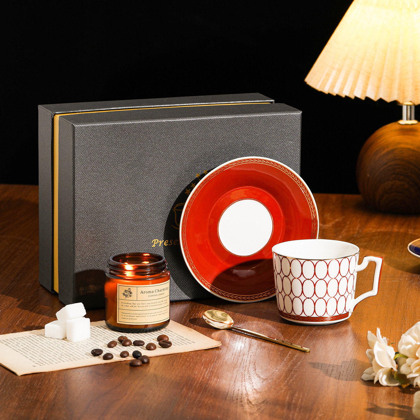 High-end gift box set: European light luxury creative Cappuccino ceramic British afternoon flower tea coffee cup and plate set Specification image