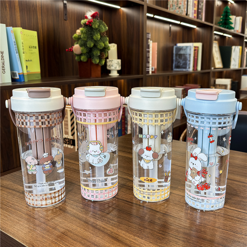 Cute double-drinking straw cup, portable high appearance level student water cup, gift cup wholesale, new cartoon tea strapping plastic cup Application Scenario