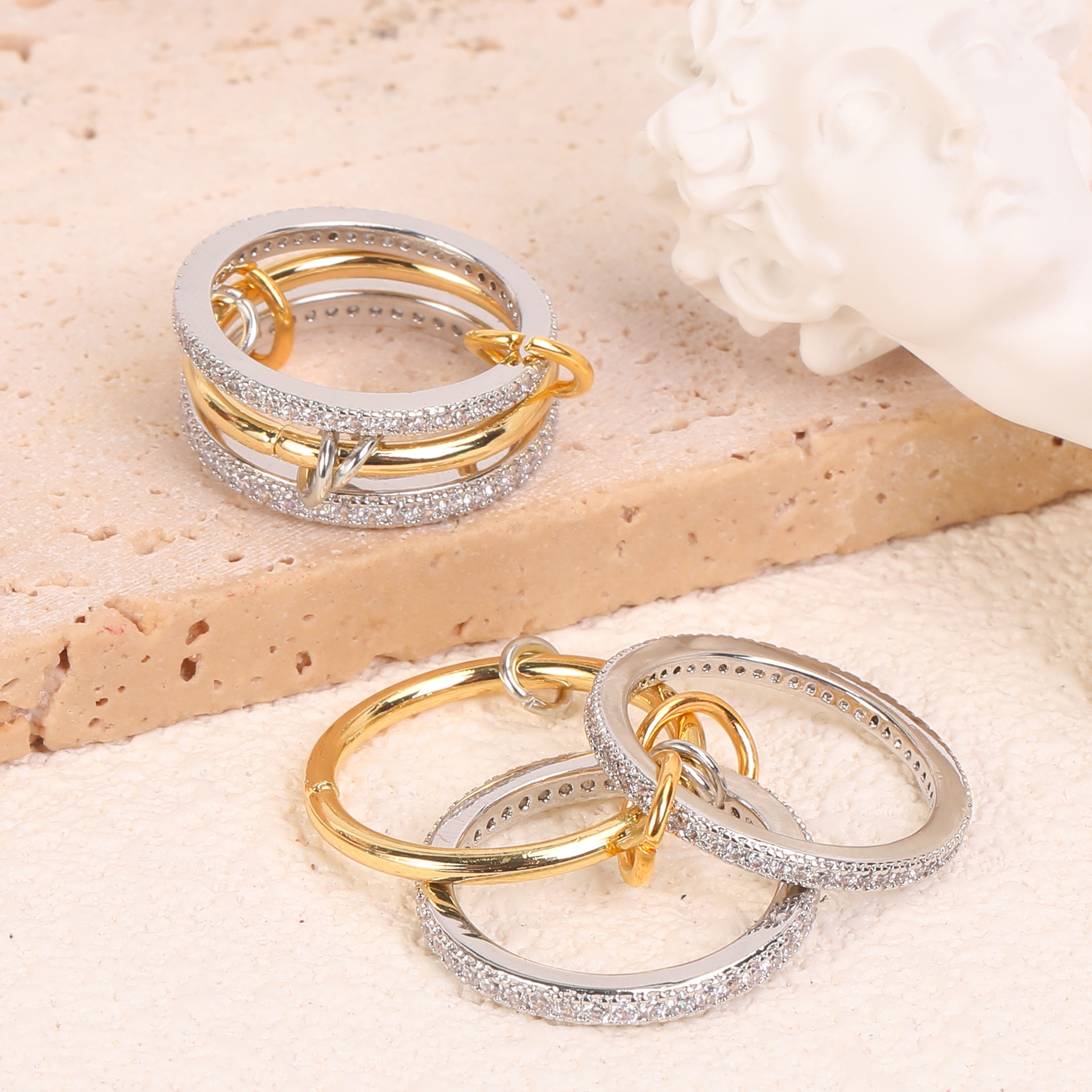 Wholesale of new cross-border color-blocking platinum ring interlocking three-in-one women's copper ring and gold and silver dual-color ring details Picture