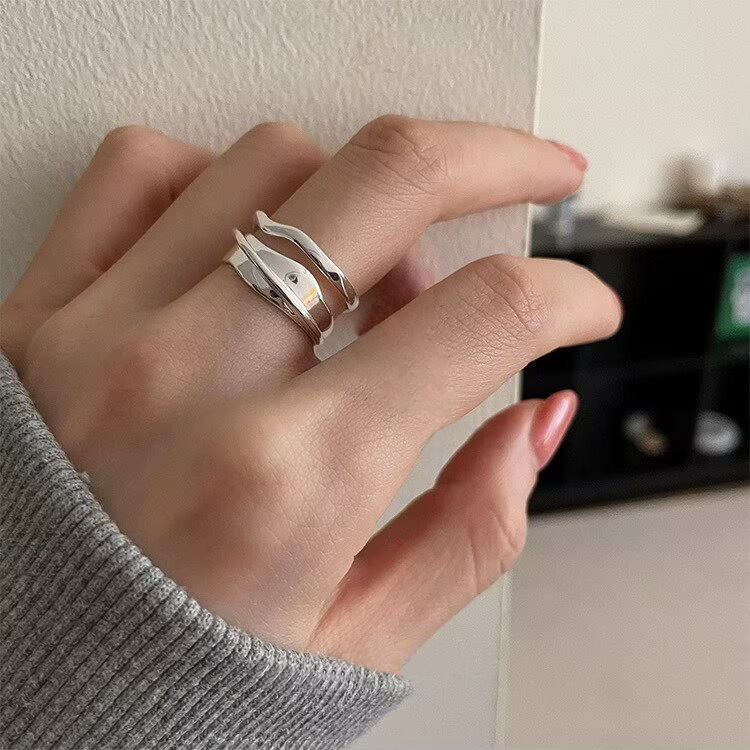 S925 sterling silver 12.5 hollowed-out irregular double-layer ring, women's Instagram niche design, light luxury and high-end feel, adjustable