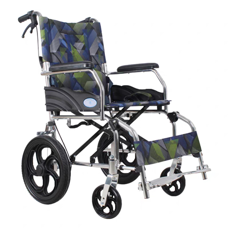 佛山铝合金轮椅车老人专用折叠轻便座椅带便盆适老化护理轮椅定制白底实物图