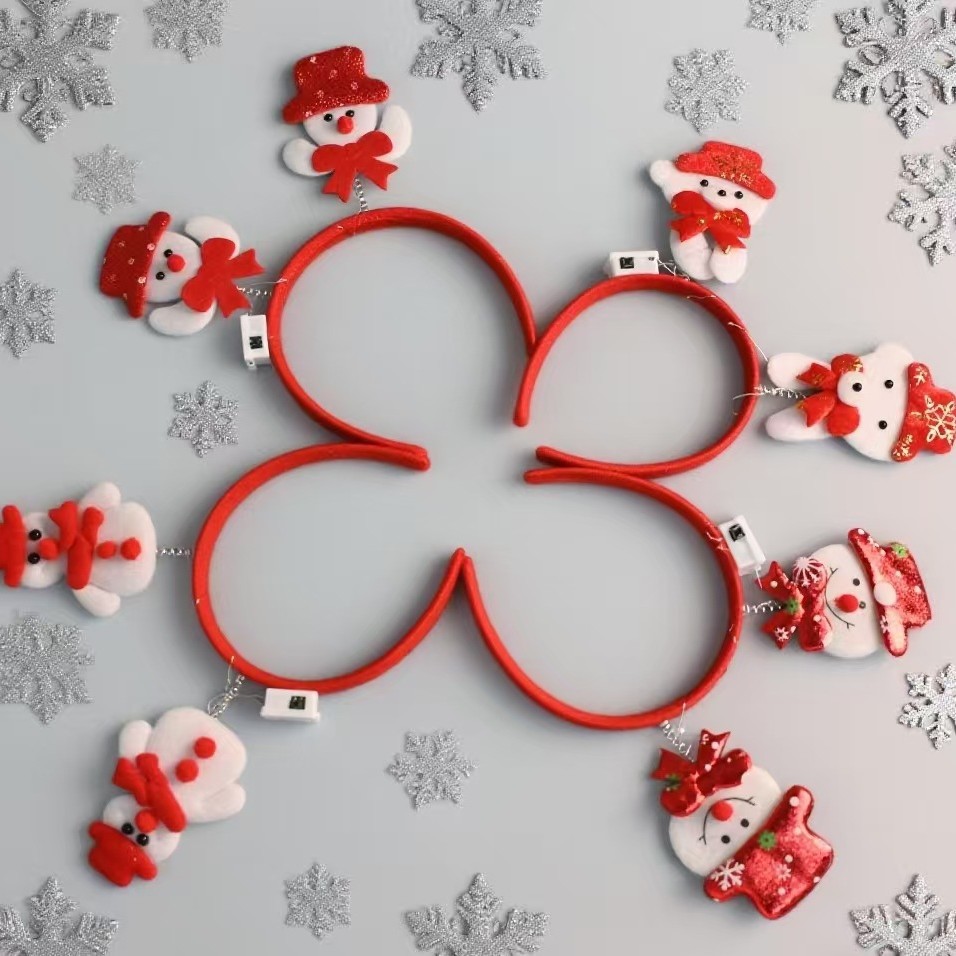 Cross-border Santa Claus head felt, cotton thickened, handcrafted diy Christmas tree decoration, deer head accessories, velvet fabric Application Scenario