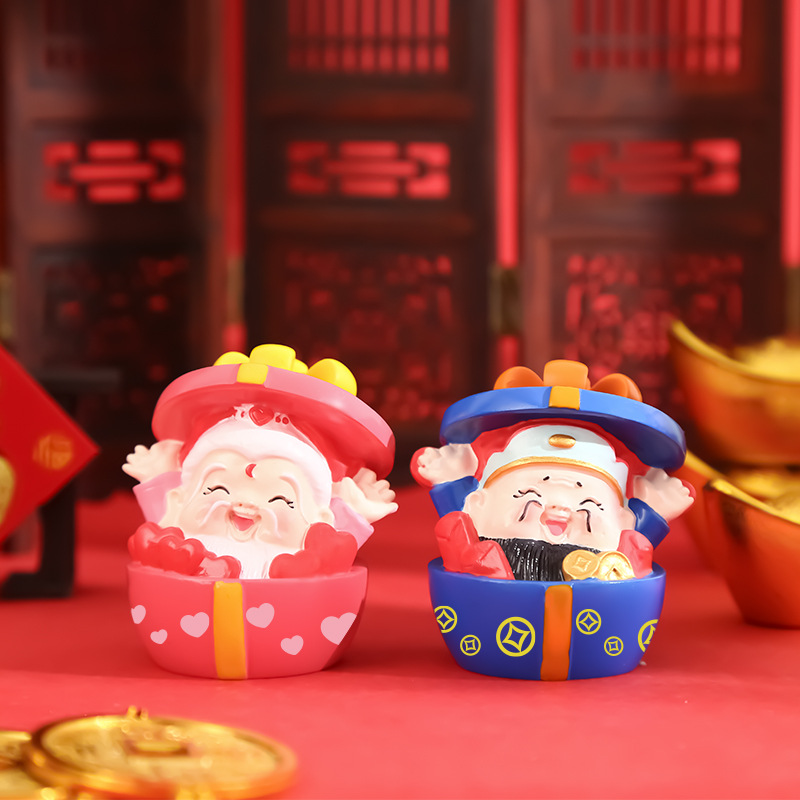 In the Spring Festival of the Year of the Dragon, five blessings arrive, bringing wealth and good luck. Creative car car ornaments, small desktop ornaments, resin handicrafts Specification image