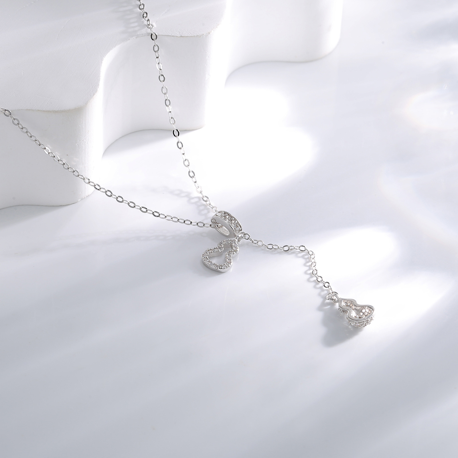 S925 sterling silver tassel golden gourd pendant Girls' necklace with a high-end design, available in a niche and light luxury live stream Specification drawing