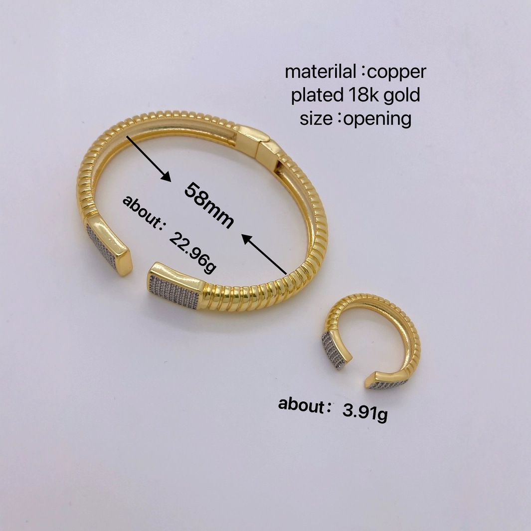 A light luxury, niche wide elastic vertical striped ring bracelet with a high-end and exquisite feel, a trendy vintage open-top diamond jewelry Specification image