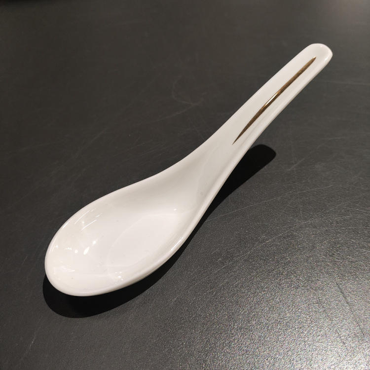 陶瓷碗盘碟/陶瓷餐具套装/餐具/欧式餐具/瓷碗白底实物图