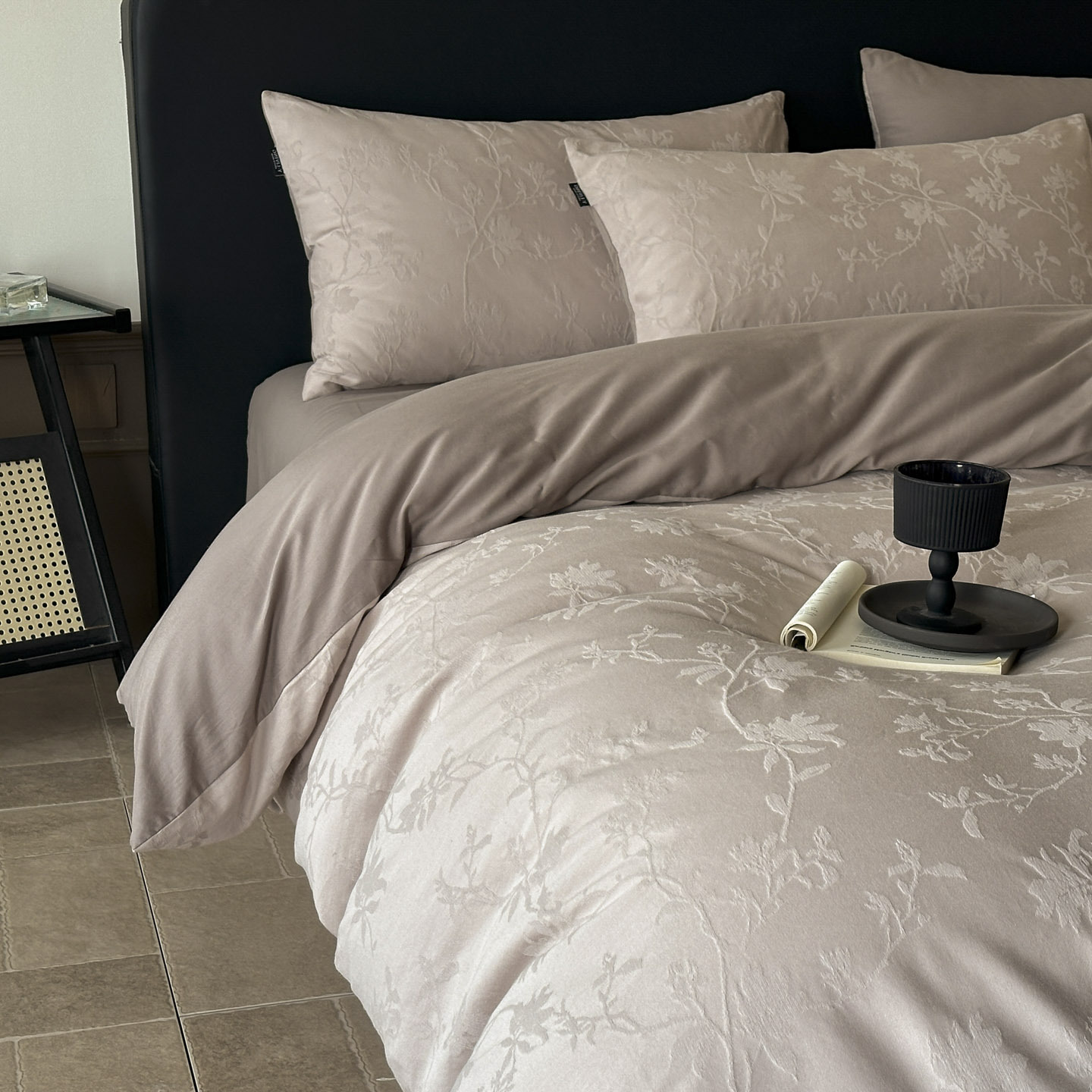 2025新款60支全棉厚织提花床上四件套高级感水洗纯棉床单被套床品