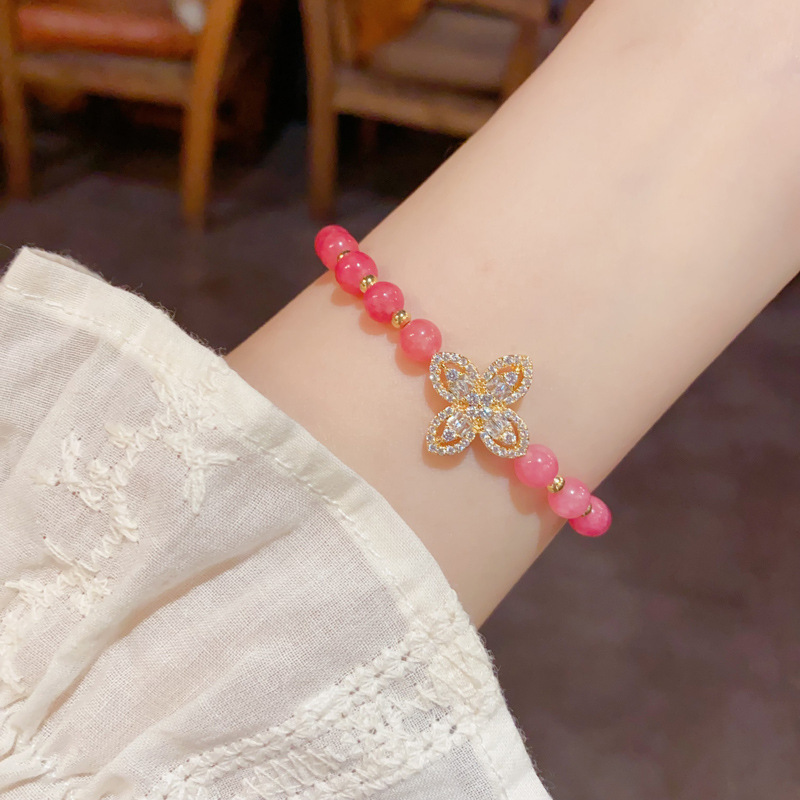 夏季新款时尚小清新玛瑙石镶钻四叶花手链轻奢百搭设计感手饰批发