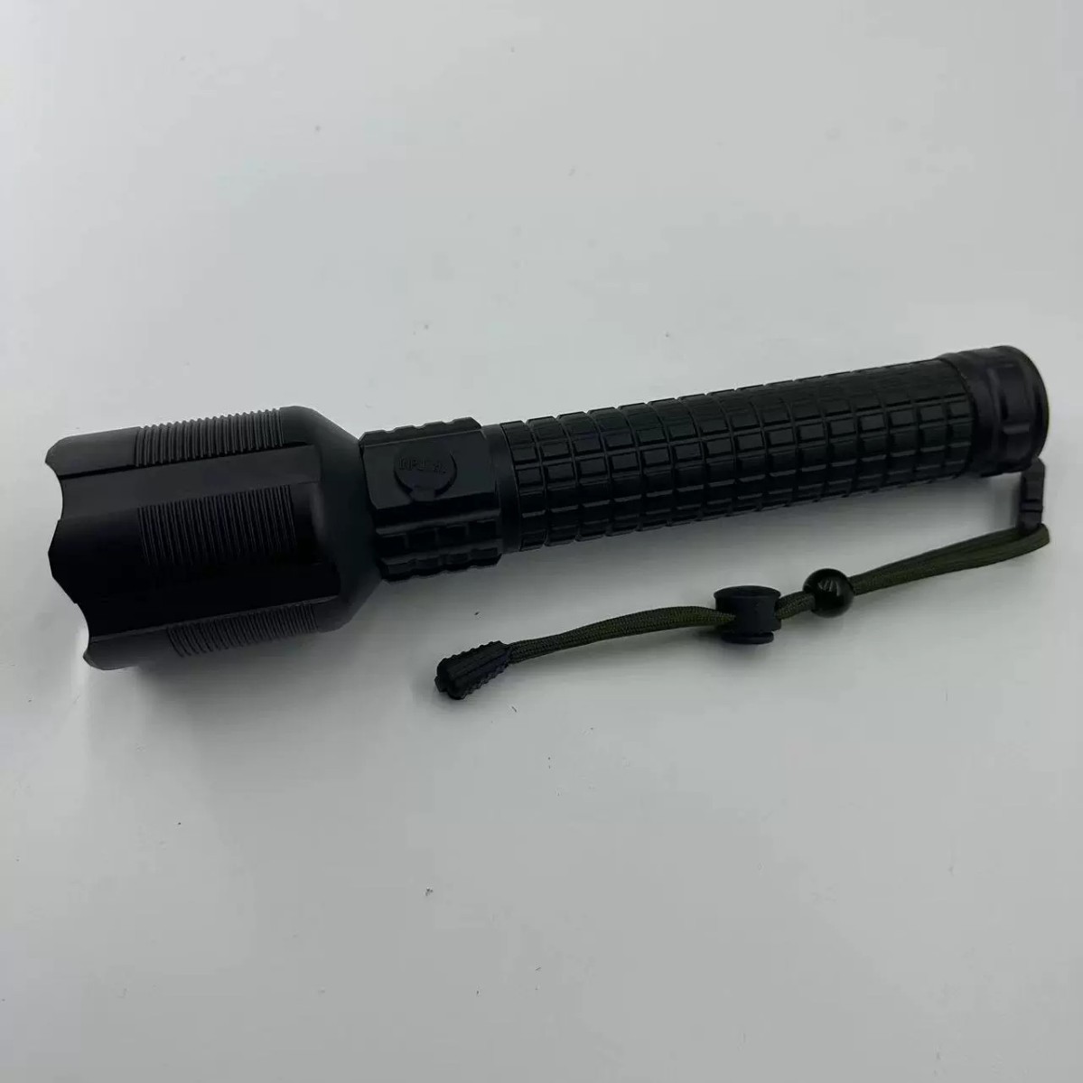 Cross-border high-intensity flashlight, quad-core telescopic zoom, battery level display, USB charging, outdoor long-range waterproof flashlight Application Scenario