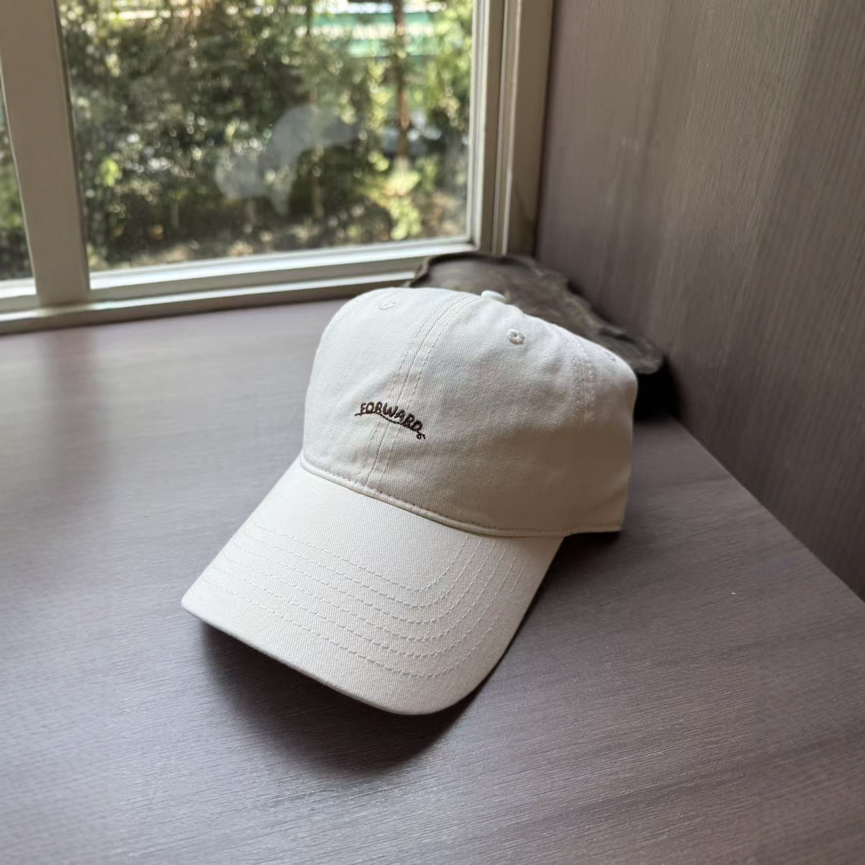 Korean-style FORWARD embroidered soft-top baseball cap for women, small face, casual and versatile, sunshade baseball cap for men Specification image