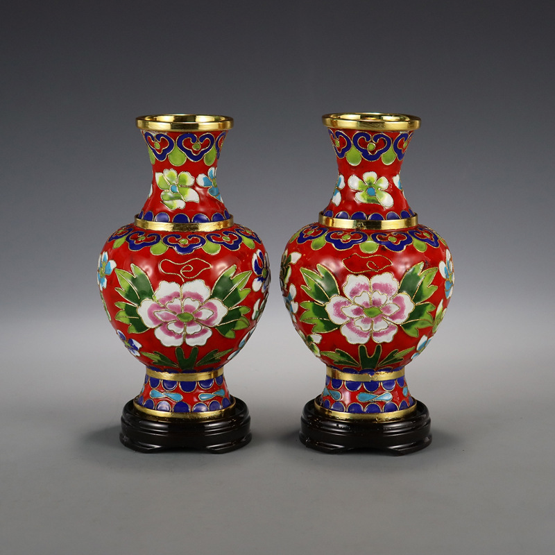 Beijing Jingtai Blue Vase Gift, cloisonne enamel filigree, silver blue background, flowers blooming, prosperity, Zhou ware, Lei Vase
