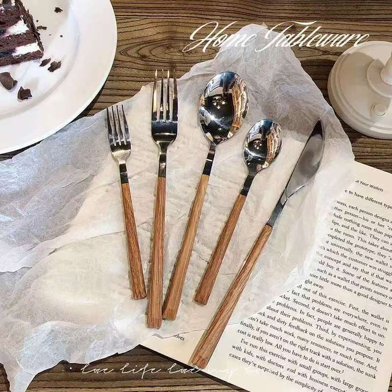 生日刀叉/刀叉勺/蛋糕刀叉/刀叉勺子包装纸盒/不锈钢产品图