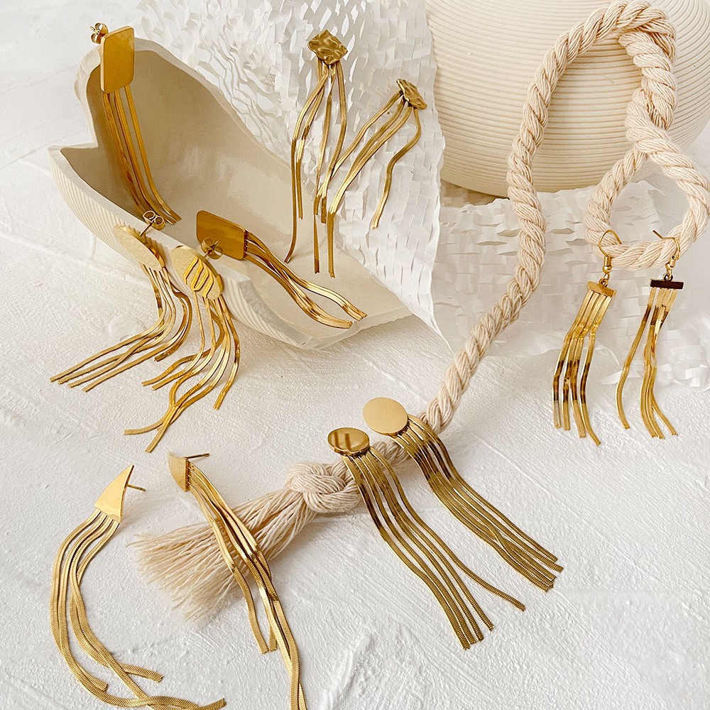 欧美时尚大气百搭金色多款流苏钛钢耳坠小众新款轻奢耳饰精致