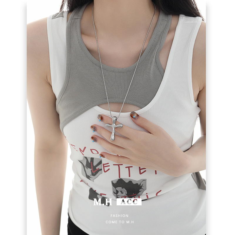 Liquid metal texture cross necklace for women, original design sense, fashionable and versatile, minimalist and cold style collarbone chain Specification image