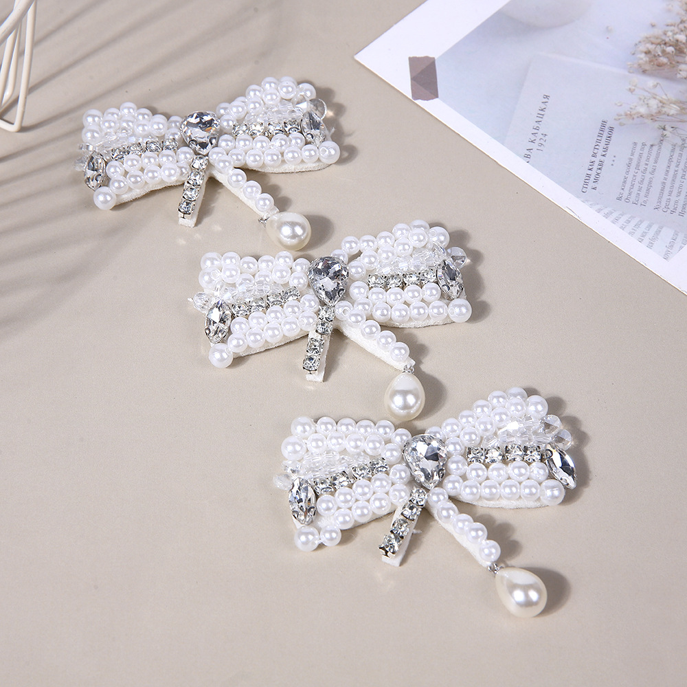 Hand-sewn pearl, rhinestone, bow, clothing accessories, headwear, wedding dress and evening gown accessories, hat accessories, DIY handmade accessories details Picture