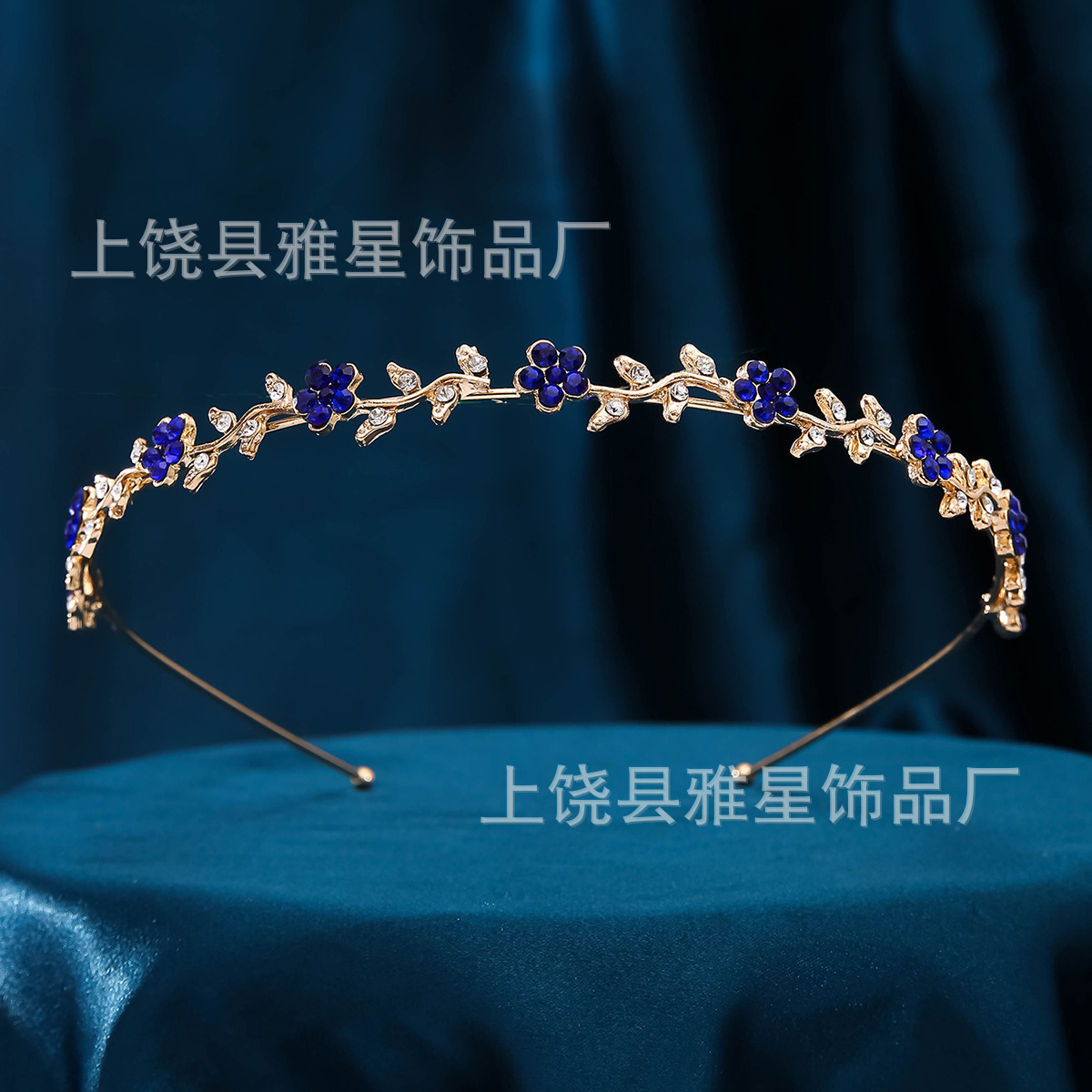 High-end, fresh and elegant floral individual packaging, Korean-style ancient female costume white hairband, rhinestone headband and headwear Application Scenario