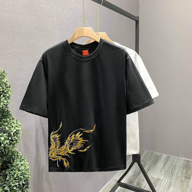Guochao Heavy Industry Phoenix Embroidery, a high-end, niche and light luxury men's T-shirt with short sleeves Application Scenario