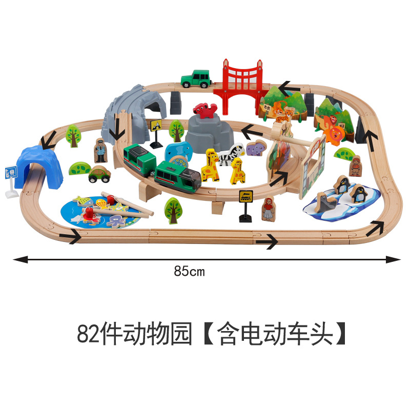 Wooden track car electric mini train set, wooden track children's educational assembly toy car, 2-year-old boy Application Scenario