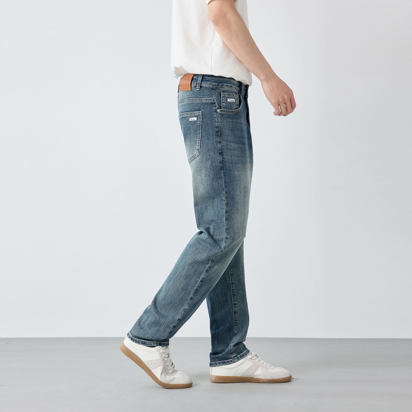 Mamike Men's Wear High-Intelligence Tongqin Jeans 2026 Spring New Retro small straight Men's Pants 97367. Application Scenario