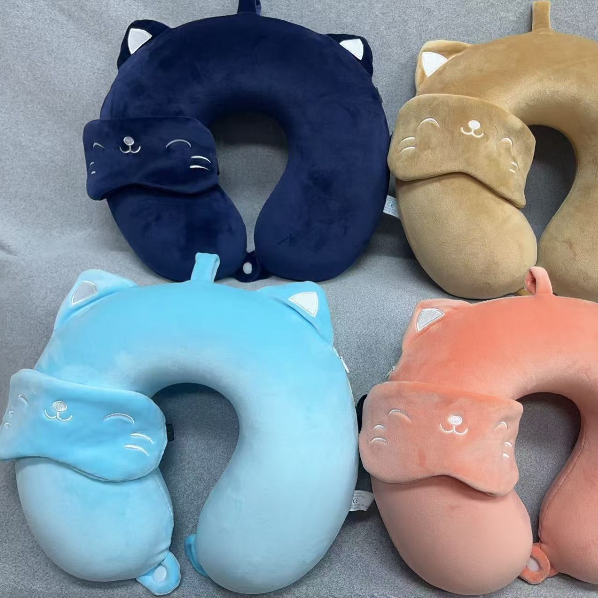 Almohada de cuello de dibujos animados máscara de ojos set siesta almohada U almohada almohada de oficina regalo de cumpleaños espuma de memoria almohada U Application Scenario
