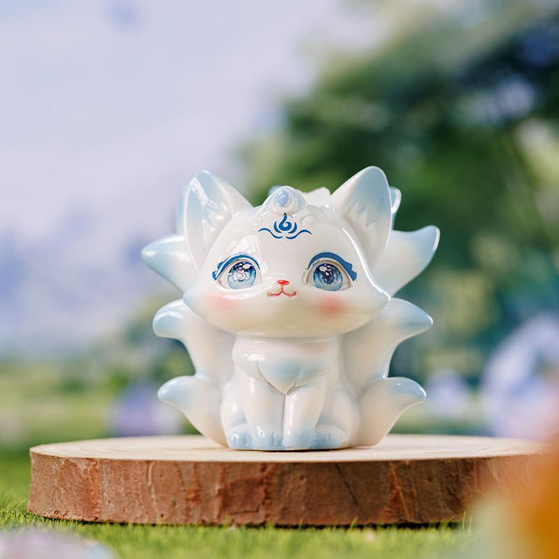 Seven-color Spirit Fox Blind Box, Qingqiu Nine-Tailed Fox Desktop ornament, cute and fun resin handicraft ornament blind box wholesale Specification image