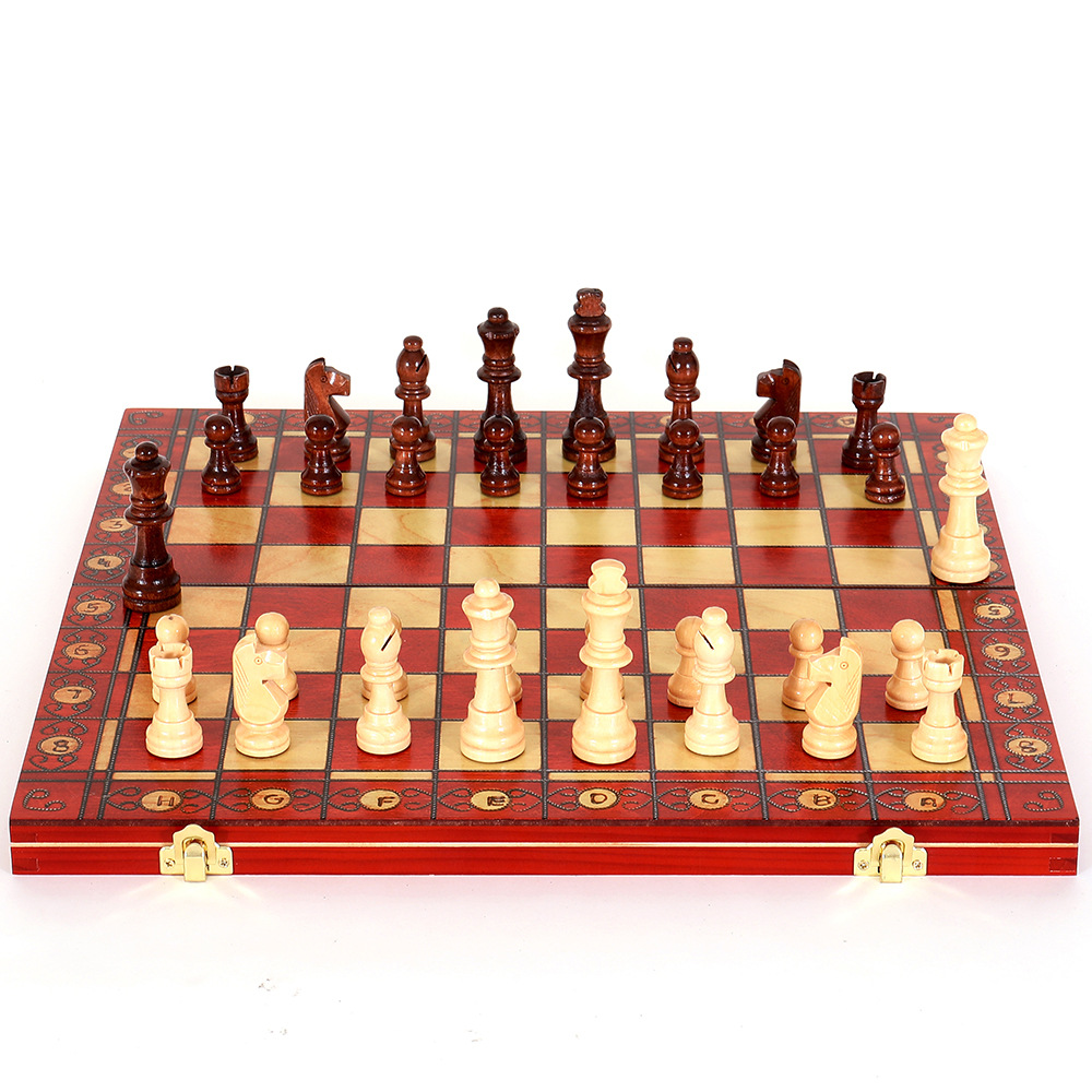 新款磁性国际象棋木质可折叠专业级棋牌桌游玩具厂家跨境白底实物图