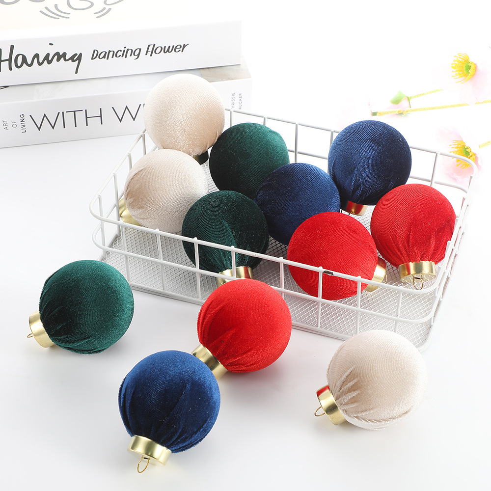 Cross-border Christmas 6cm/8cm Christmas pendant, colorful velvet wrapped ball, shopping mall and hotel atmosphere Christmas ball pendant Specification image