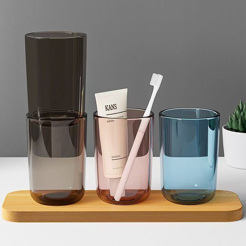 Brushing and rinsing cups, household brushing cups, couple toothbrush cups, anti-mold and anti-drop tooth cups, student transparent tooth cups, household Application Scenario